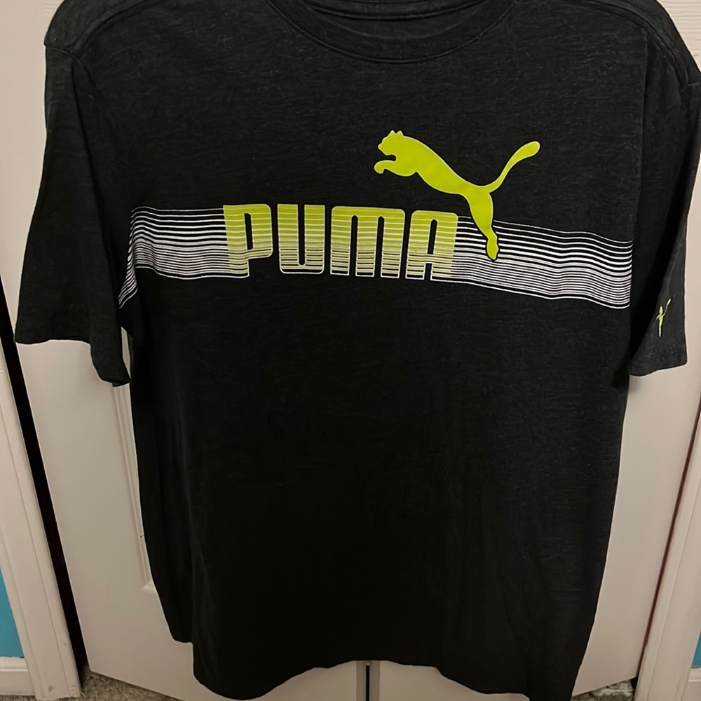 Men’s Puma t-shirt